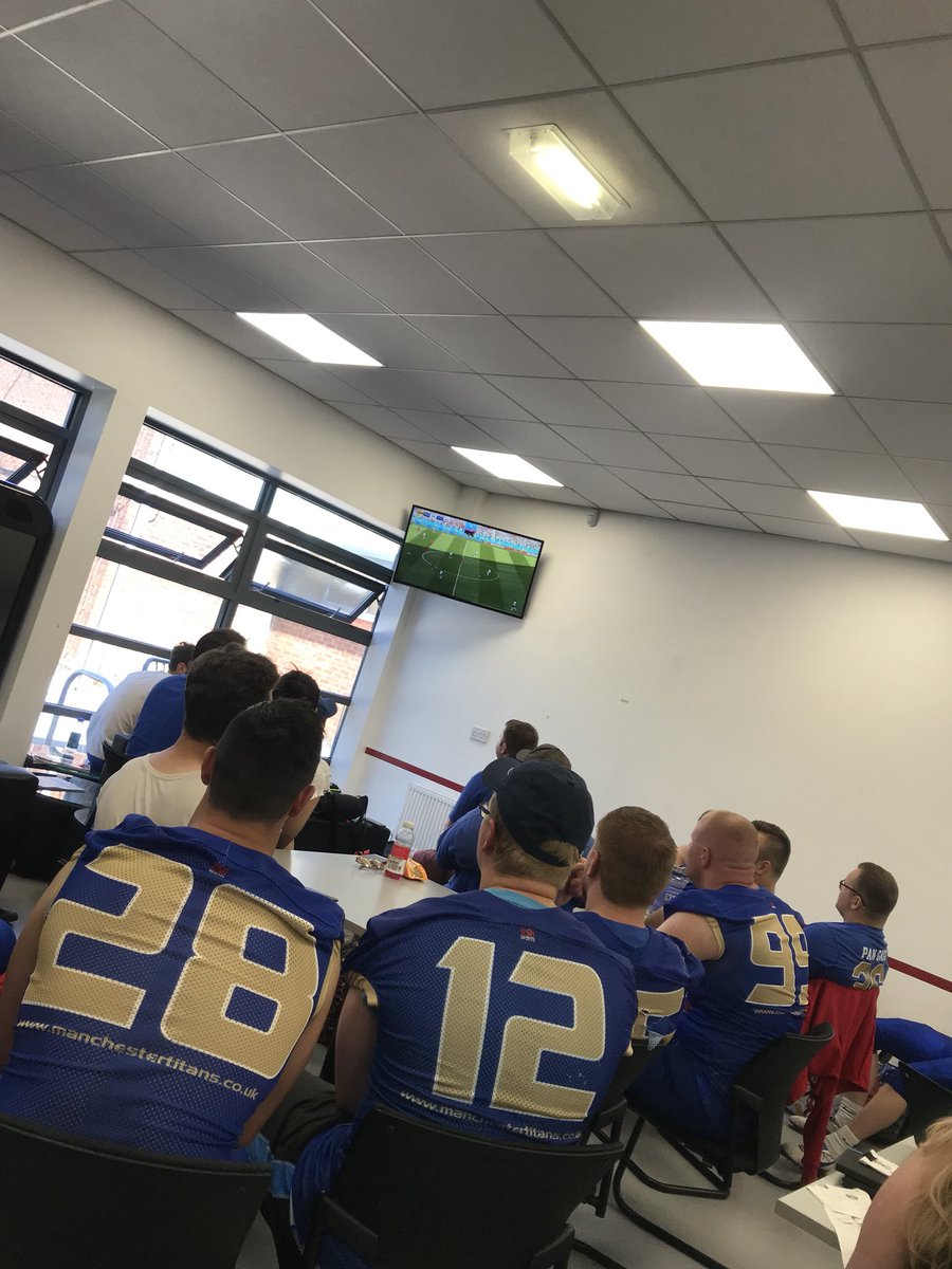 <a href="/ManchesterTitan/">Manchester Titans</a> pre game prep at the go! #ENGPAN <a href="/Dbl_Coverage/">Double Coverage</a>