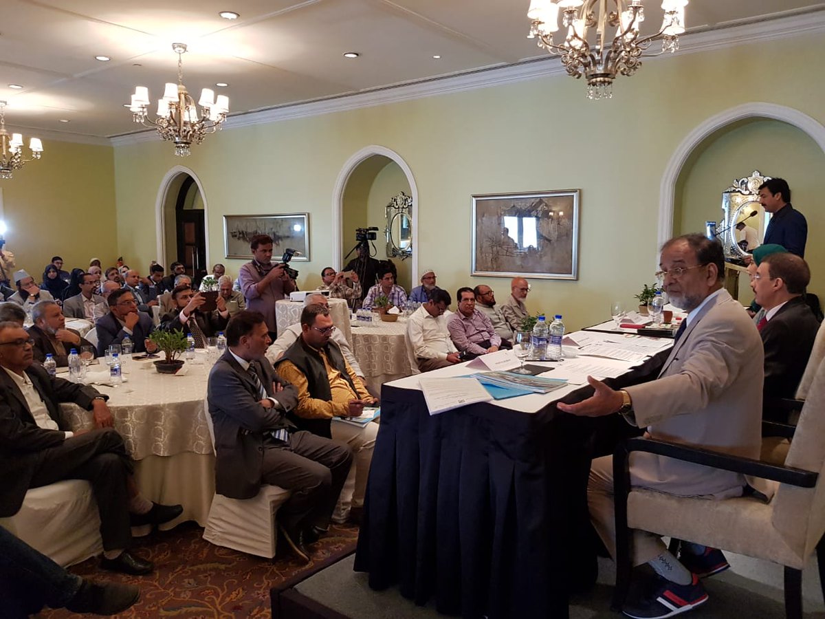 isdb_group's tweet photo. Our scholarship programme now supports even more fields of study in the ‘Sustainability Science’ space. Some of these include: sustainable agriculture, climate change, sustainable cities &amp; infrastructure. Learn more here: https://t.co/ZJ5nvqdGCm #Scholarships #Development https://t.co/KcwykLdB6n