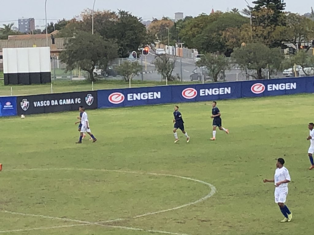 FMSouthAfrica's tweet photo. 13’ Grassy Park 1-1 Hellenic - Grassy Park take the lead but Hellenic hit back with a penalty immediately...
#EngenKnockoutChallenge https://t.co/wNbJ2QbxPA