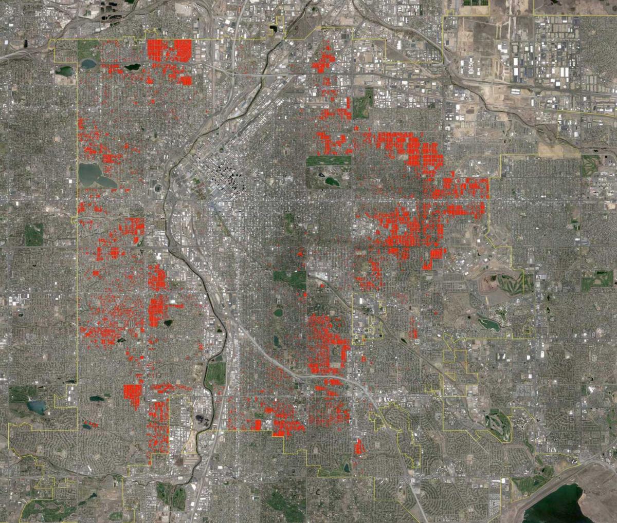 Penalosa_G's tweet image. How sprawl makes walkable places less affordable, &apos;Depts transportation must be involved in creating people-oriented places again—in cooperation with local government and developers.&apos; And Citizens. It will not just happen. cnu.org/publicsquare/2…