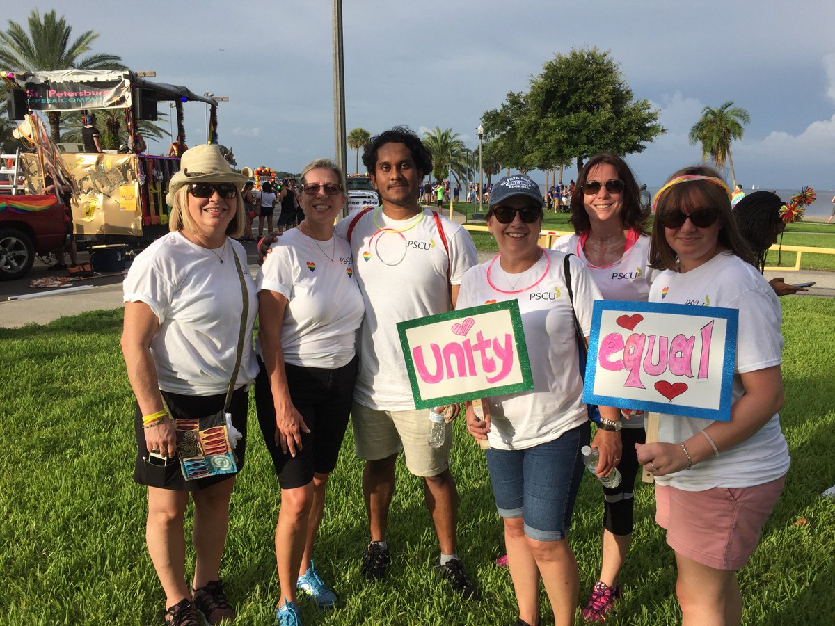 WeAreVelera's tweet photo. Our Employee Resource Group, PSCUnity, and several employees from our St. Pete campus, participated in last night's #pride parade in St. Pete! #PSCUPride https://t.co/MPA8PVa0Nw