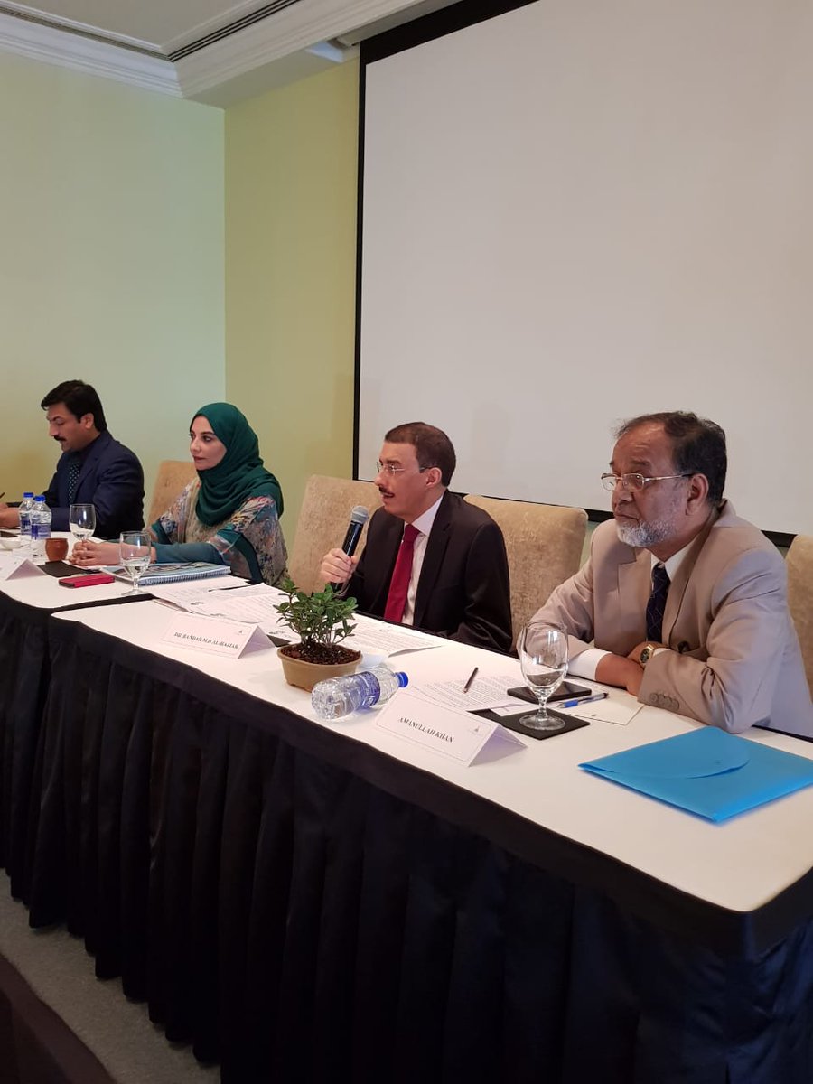 isdb_group's tweet photo. “The #IsDBGROUP aims to produce Good Citizens and Competent Professionals (GCCP) at the same time, and our scholarship programmes facilitate this” – H.E. Dr Bandar Hajjar #Scholarships #Development https://t.co/8i3R1rXENB