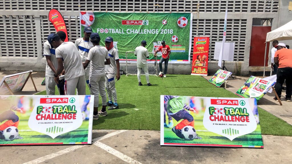 SPARNigeria's tweet photo. We are all set for today’s #IndividualAdults &amp; #IndividualKids Challenge in SPAR Lekki...come through and participate, lots of gifts to be won!
We sight our teams from @leveragesportng and @SPARNigeria 
#SPARFootballChallenge #footballskills #football #WorldCupRussia2018 https://t.co/BnEGoRqAXT