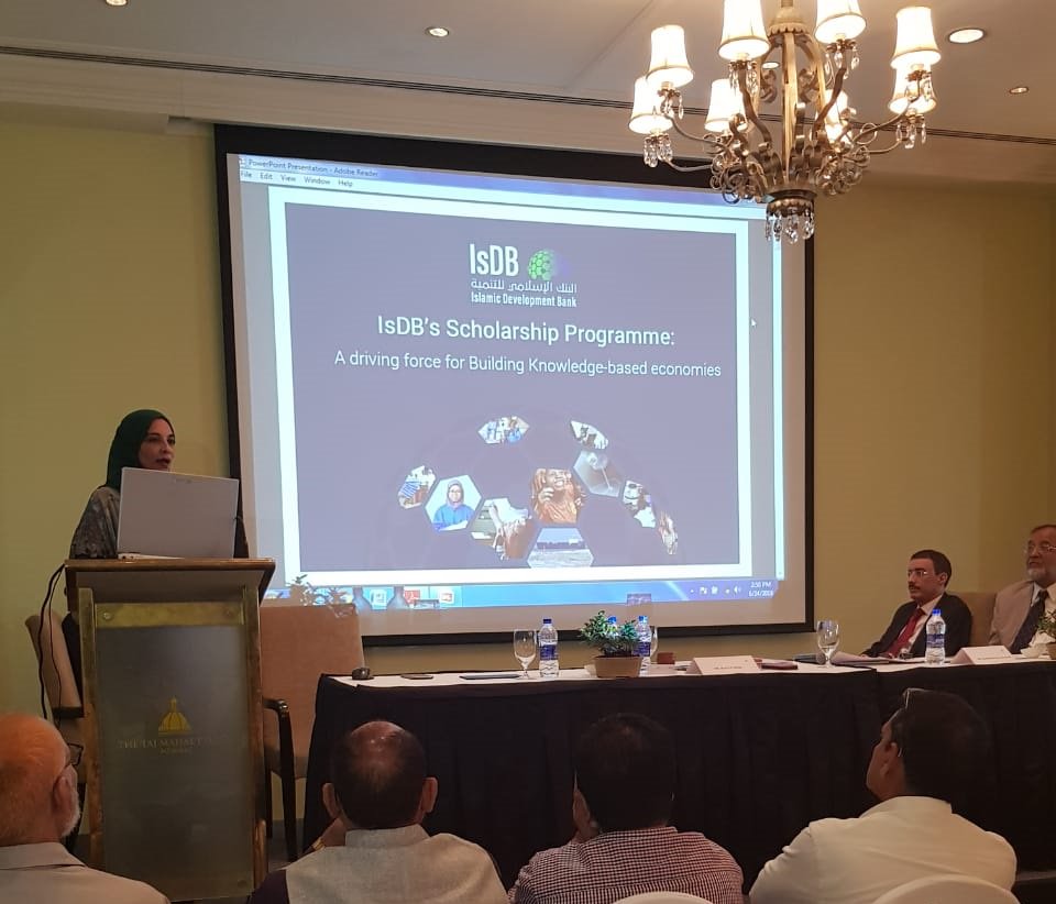 isdb_group's tweet photo. In a presentation on the programme, Chief Scientific Advisor Dr Hayat Sindi said: “I’m thrilled that we are now able to give even more students the opportunity to pursue further study with a commitment to advancing global prosperity.” #Scholarships #Development #IsDBGROUP https://t.co/twiUOYZEDL