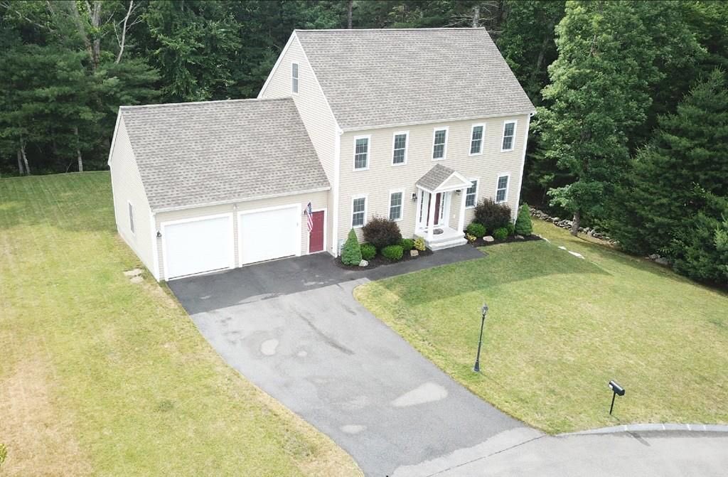 See what I found on <a href="/Zillow/">Zillow</a>! zillow.com/homedetails/12…