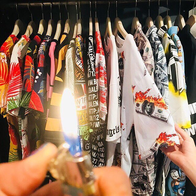 codonademoda's tweet photo. .
🔥CODONA DE NEW ARRIVAL🔥
.
#codonademoda #codona #コドナデモーダ #selectshop #2018sm #2018summer #summeritem #newarrival #newitem #bigshirt #bigsize #urahara #meijijingumae #harajuku #tokyo #instafashion #instagood #instalikes #followme https://t.co/0kC4uQZups