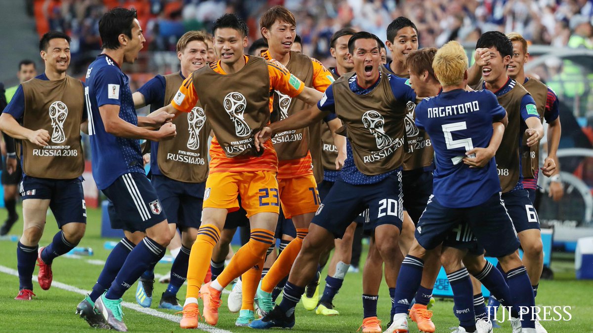 時事通信映像ニュース サッカーw杯 セネガル戦の前半 同点ゴールを決めた乾 右から4人目 を祝福する日本の選手です 24日 エカテリンブルク Worldcup 日本代表 乾貴士 時事通信映像ニュース サッカーw杯 セネガル戦の前半 同点ゴールを決めた乾 右から4人目 を祝福する日本の選手です 24日 エカテリンブルク Worldcup 日本代表 乾貴士