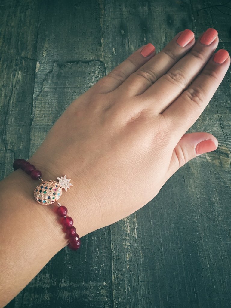 mantelida's tweet photo. New pineapple bracelet for the summer🍍🌴🏝💚 #mantelida #handmade #bracelet #rubystones #jewlery #pinkgold https://t.co/ZpYz1ishLb