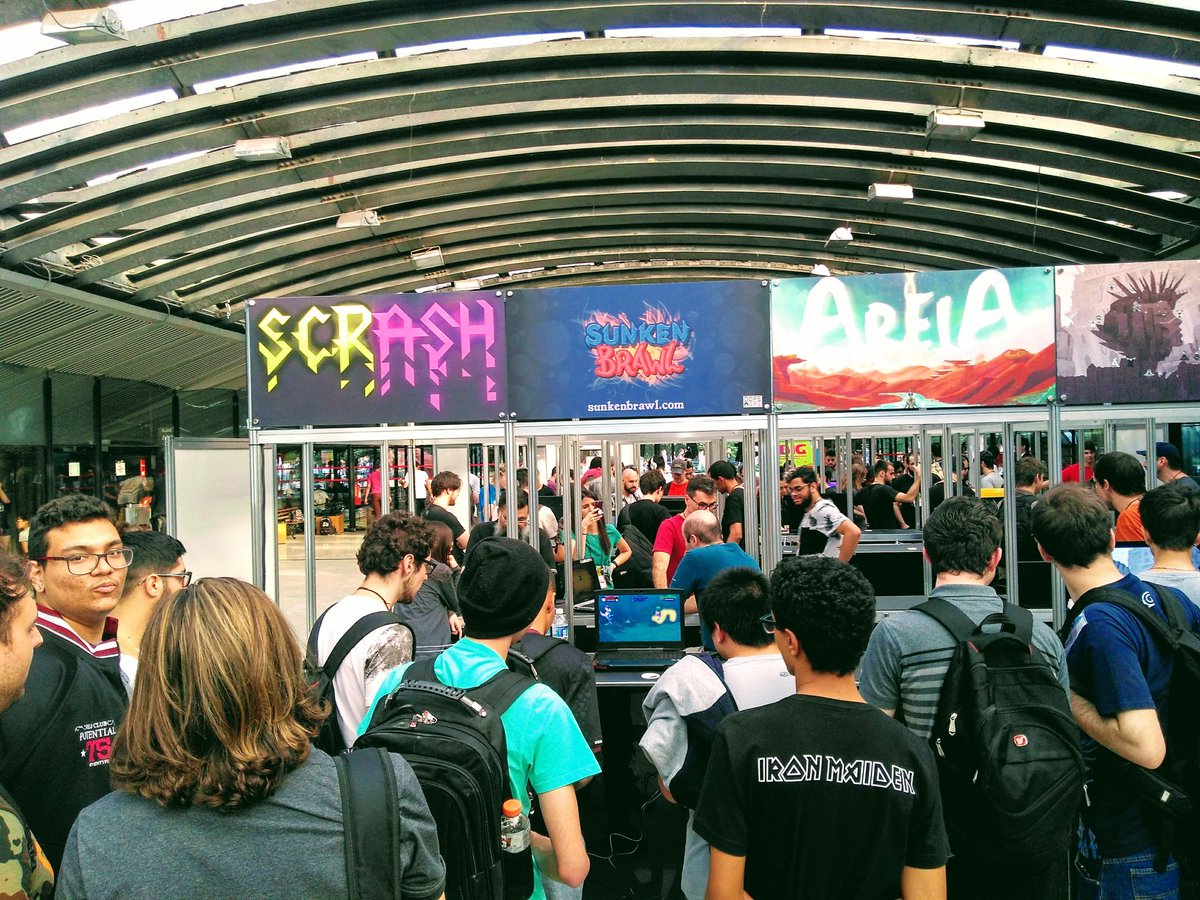Today, there's more #indiegames to play at the #BIGFestival2018 and a giant room full of #indiegamedev to talk! If you are in São Paulo, come and play #SunkenBrawl with us! #gamedev #indiedev #Gaming #festival
