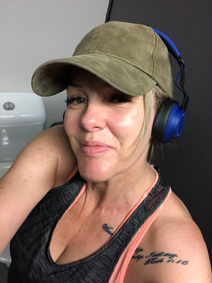 Empty Nest Strong tweet media