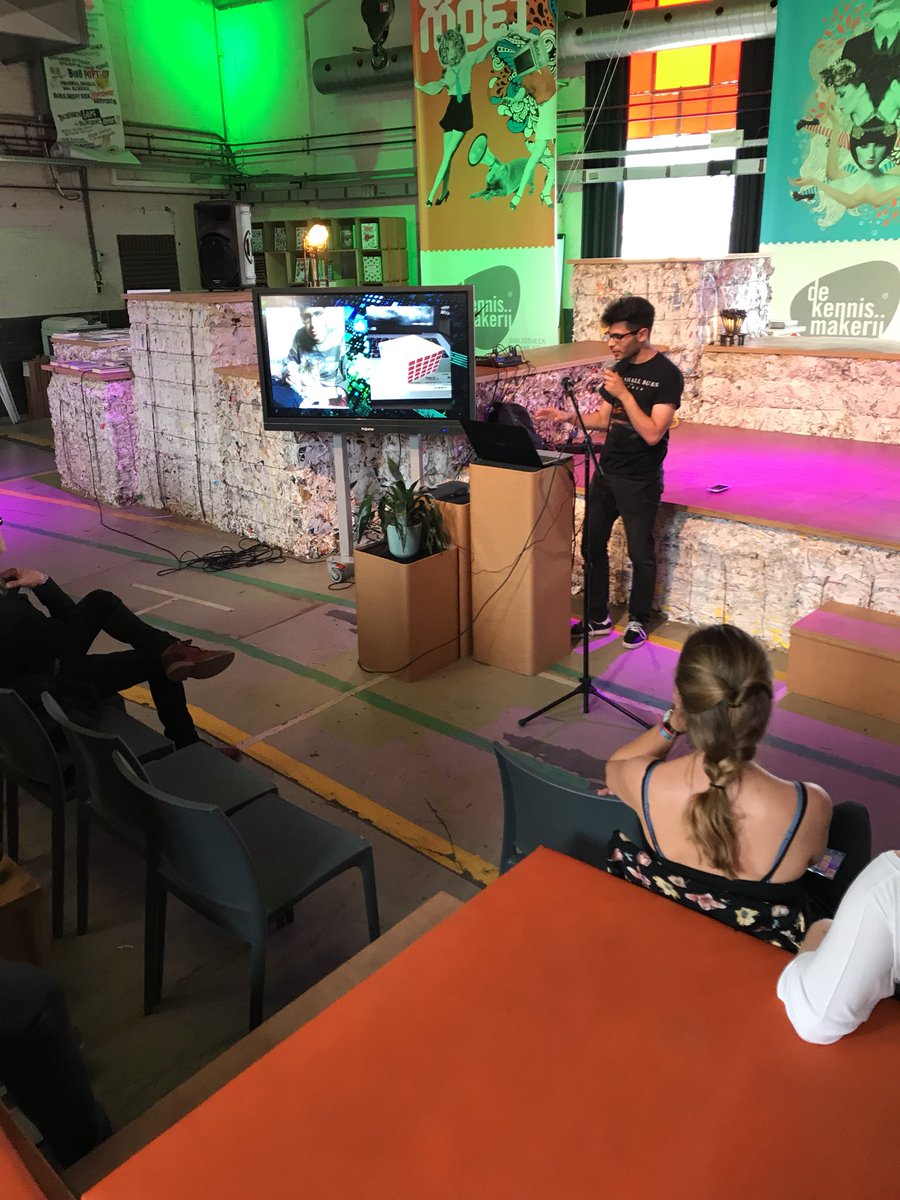 FontysPulsed's tweet image. Results of his minor project. Converting music into visuals by Parham Madani. Embrace - Technology, entrepreneurship and creativity.