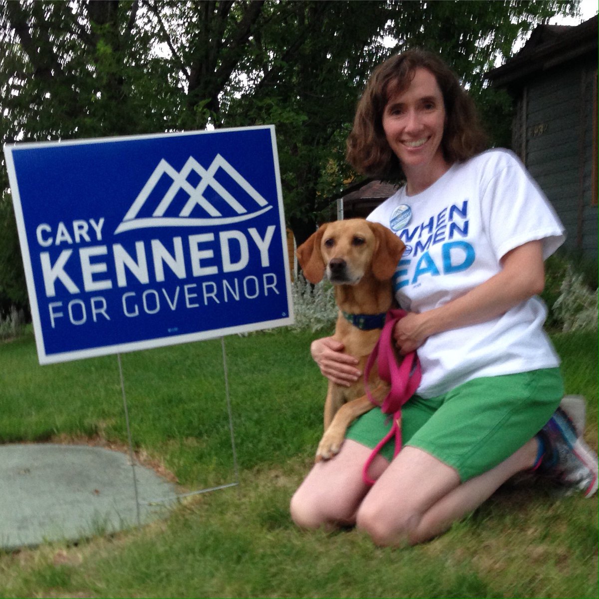 People and their canine pals for Cary Kennedy for Colorado Governor! Get your ballot dropped off by Tuesday. <a href="/CaryKennedy/">Cary Kennedy</a> #ck4gov #WhenWomenLead #copolitics