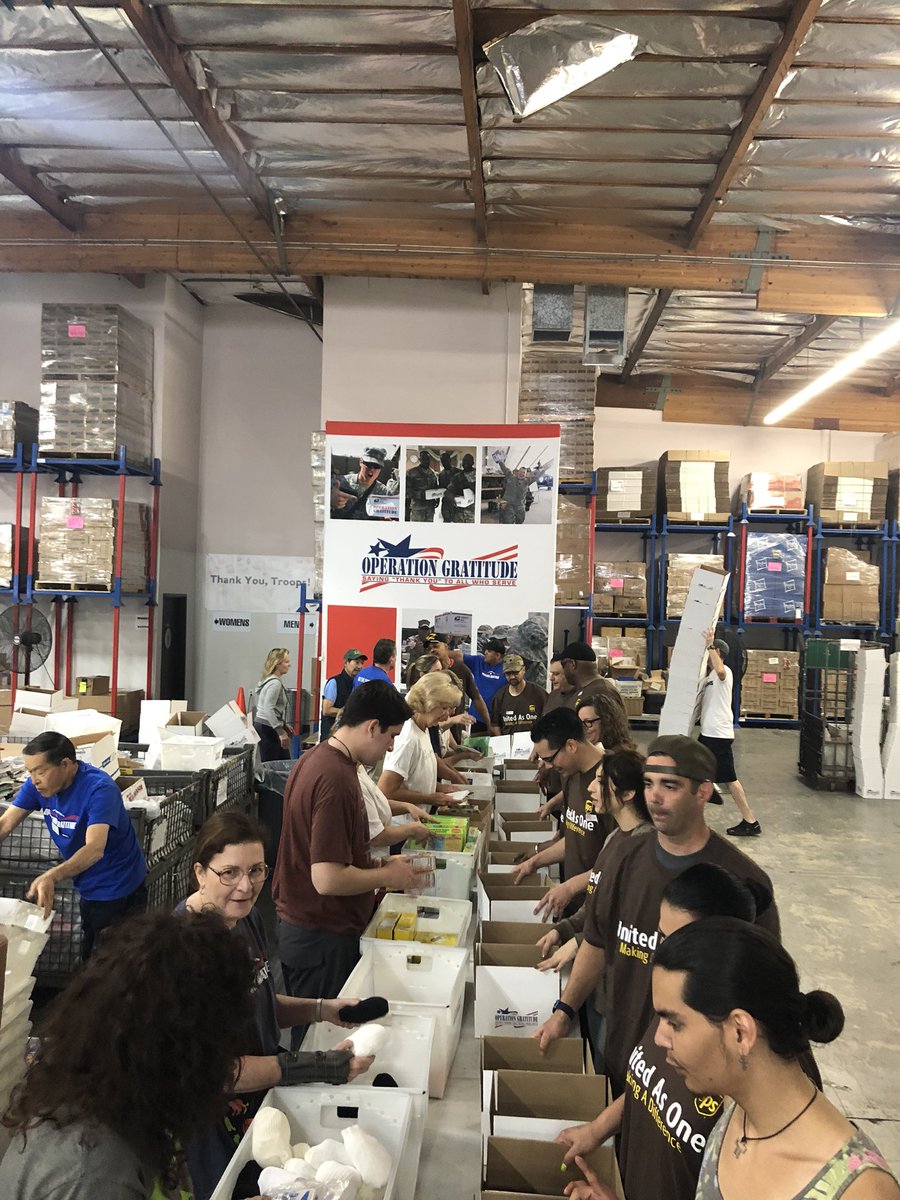 San Fernando Twilight (@sf_twilight) on Twitter photo Great day of volunteering <a href="/OpGratitude/">Operation Gratitude</a> with the Northwest Division. Thanks to all the UPSERS that came out. <a href="/VanNuysTwilight/">Van Nuys Twilight</a> @SouthCalUPSers @nick_iannacone2 <a href="/CuceTom/">Tom Cuce</a> Great day of volunteering <a href="/OpGratitude/">Operation Gratitude</a> with the Northwest Division. Thanks to all the UPSERS that came out. <a href="/VanNuysTwilight/">Van Nuys Twilight</a> @SouthCalUPSers @nick_iannacone2 <a href="/CuceTom/">Tom Cuce</a>