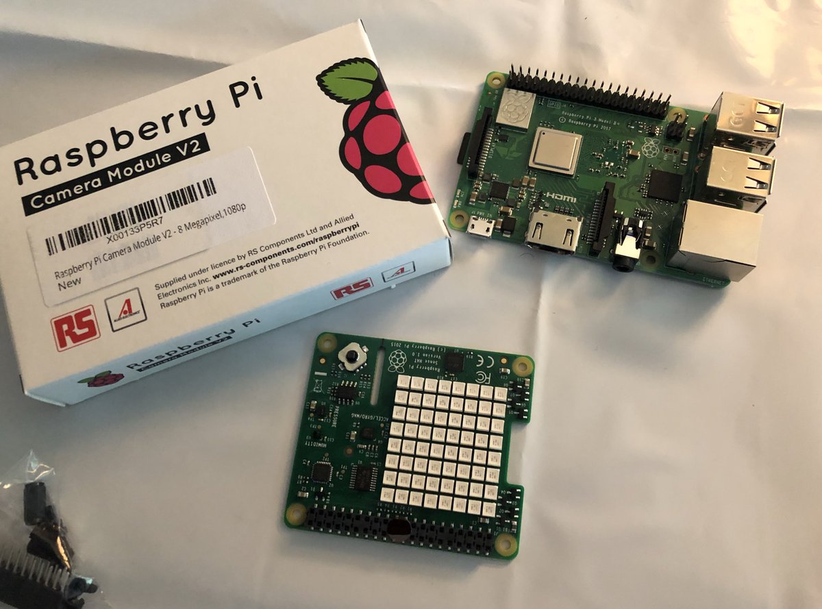 iwearthecrowns's tweet photo. Who loves @amazonprimenow? We do! Ready to keep iterating the #PiPix now that we have our own #PiCamera and #SenseHat #picademy @Raspberry_Pi @mr_isaacs @KarenBlumberg @BerriosVRE https://t.co/EneKvv1pRy