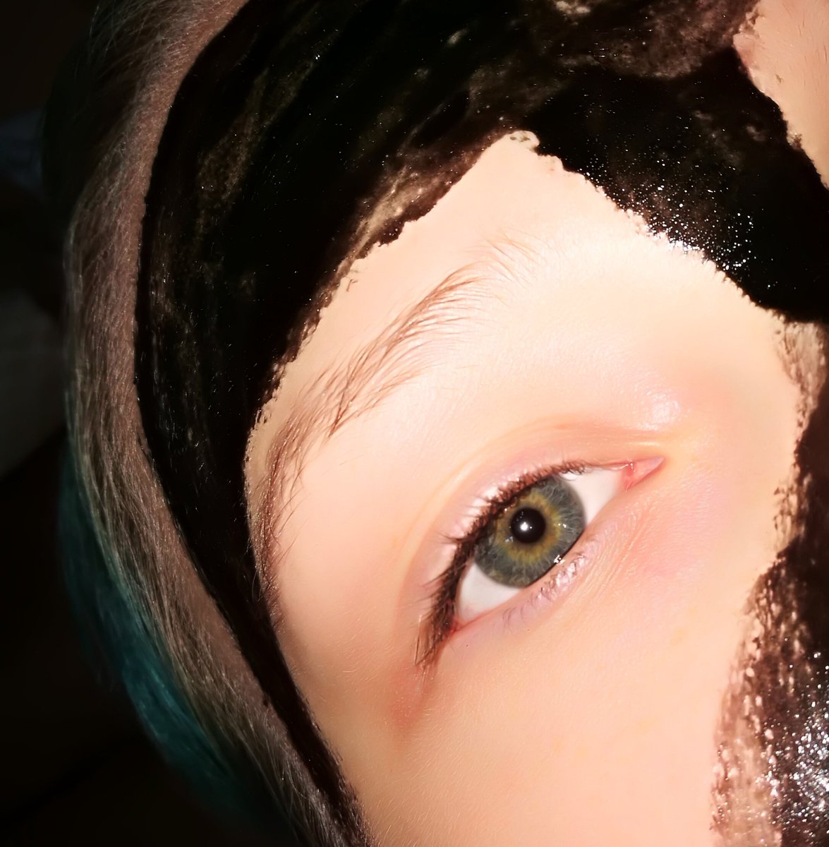 HeizerMadi's tweet photo. Eye #mask #darkmask #poland #russia #folameme #aesthetic https://t.co/aojIeUvw3f
