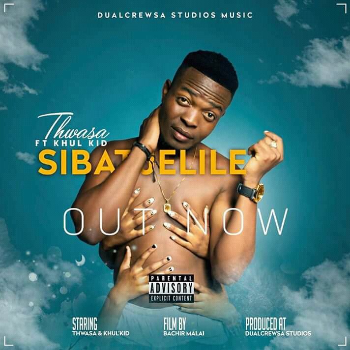 Thwasa_rsa's tweet photo. 10-June i just released my single #Sibatjelile feat KhulKid prod by @Bachir_malai  click the link bellow to download https://t.co/gcRIOoKUwb https://t.co/DB4wMK52Ru