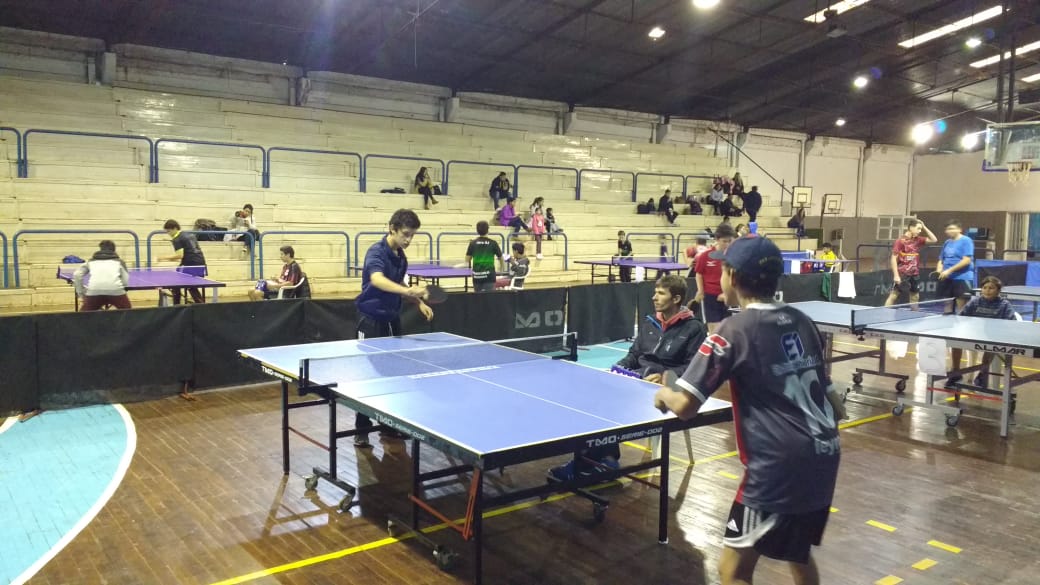 MinDepMisiones's tweet photo. Hoy, en Oberá, estamos acompañando a los profes del CEFE, quienes participan con los chicos y colaboran con la Federación Misionera en el primer torneo de #TenisDeMesa #Adaptado dentro del Circuito Misionero.

Trabajo en equipo con @misioneseduca y @CGEMisiones https://t.co/xirO8OvNtE