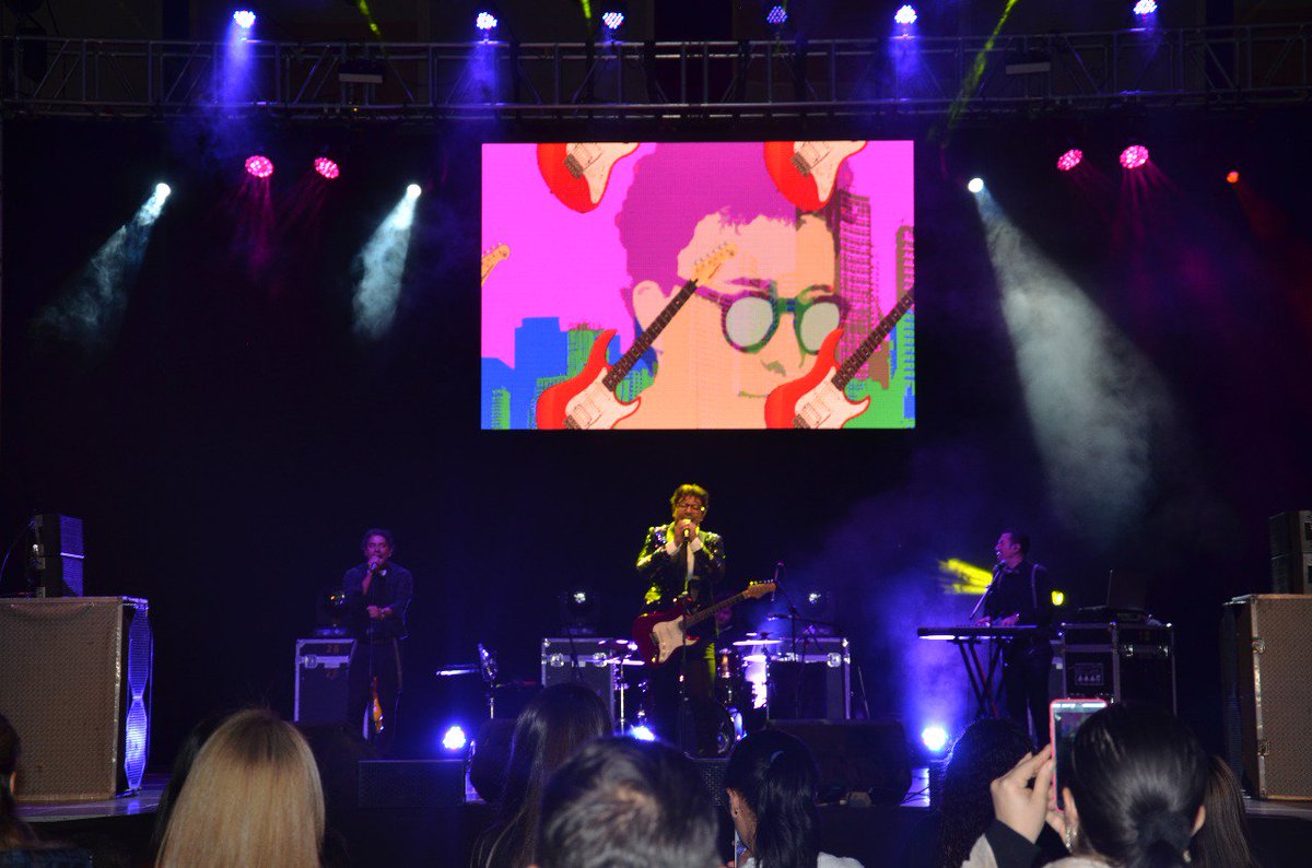 USSSuba's tweet image. El imitador Camilo Cifuentes animó la mágica noche de celebración que vivió la Subred Norte para reconocer el talento de sus funcionarios y colaboradores