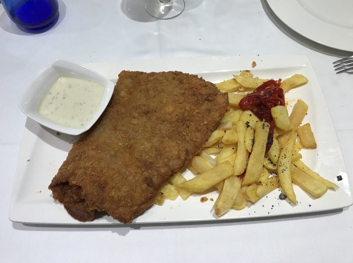 AlbBarrantes's tweet photo. ¿Y tú por qué corres?
#FitOrFat
#CachopismoExtremo https://t.co/gSr0MDwTvV