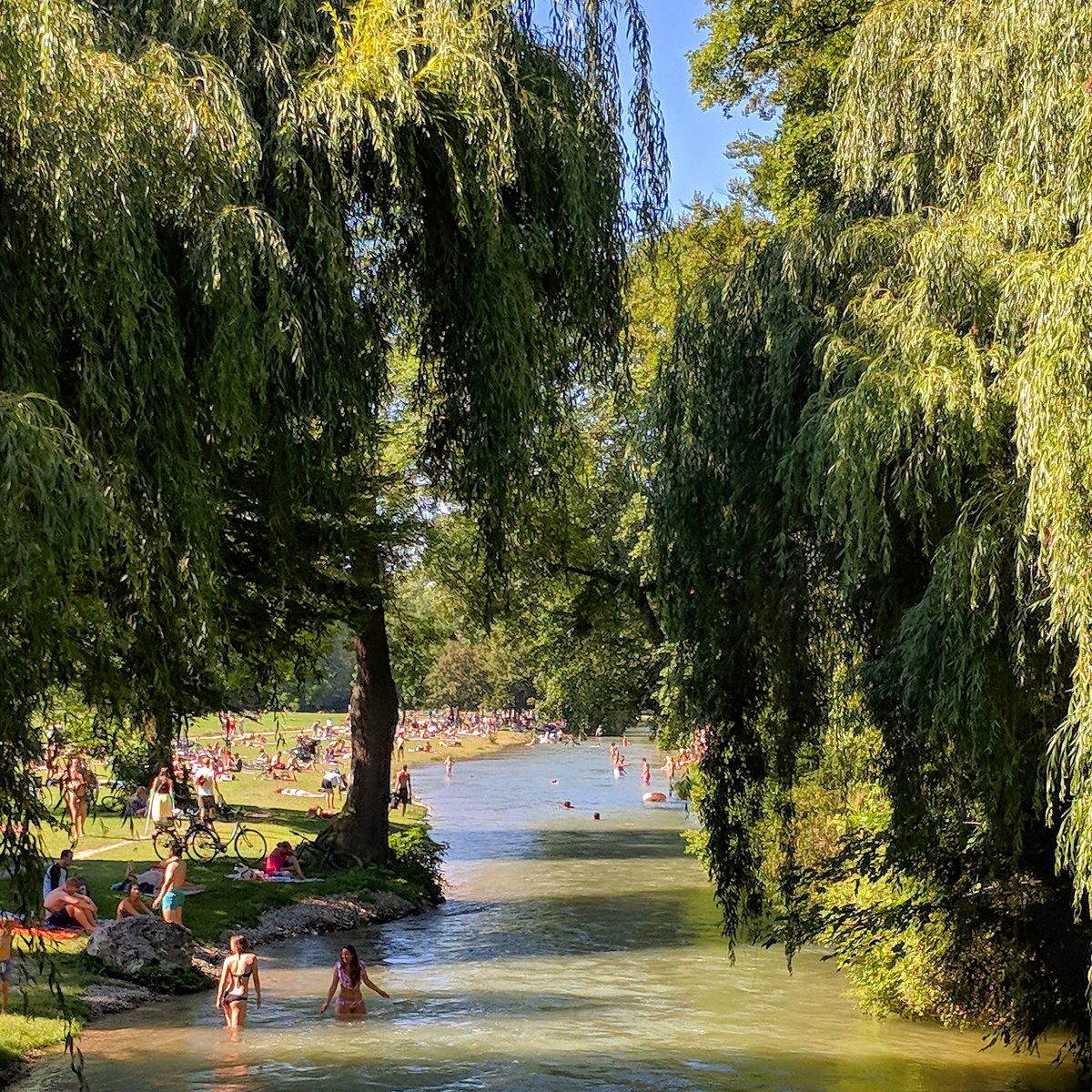 Improvember's tweet photo. Munich - Come for he Improv, stay for the beautiful parks.
7 days left to Sign Up
https://t.co/eZb0CKr1VW

#munich #improv #improvember #theatre #comedy https://t.co/SDrSRhqDY8
