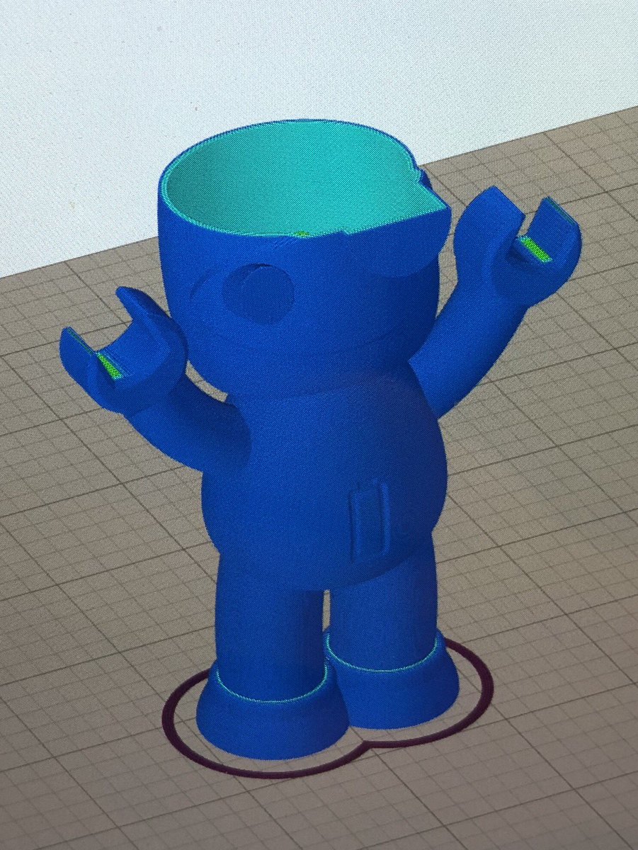 FilamentFrenzy's tweet image. #Printinprogress the new 80mm #SPANNERBOT printing at 150% scale with 3 Perimeters &amp;amp; 0% infill #HollowBot Printing using the @SpannerHands3D Translucent Blue Petg 😍