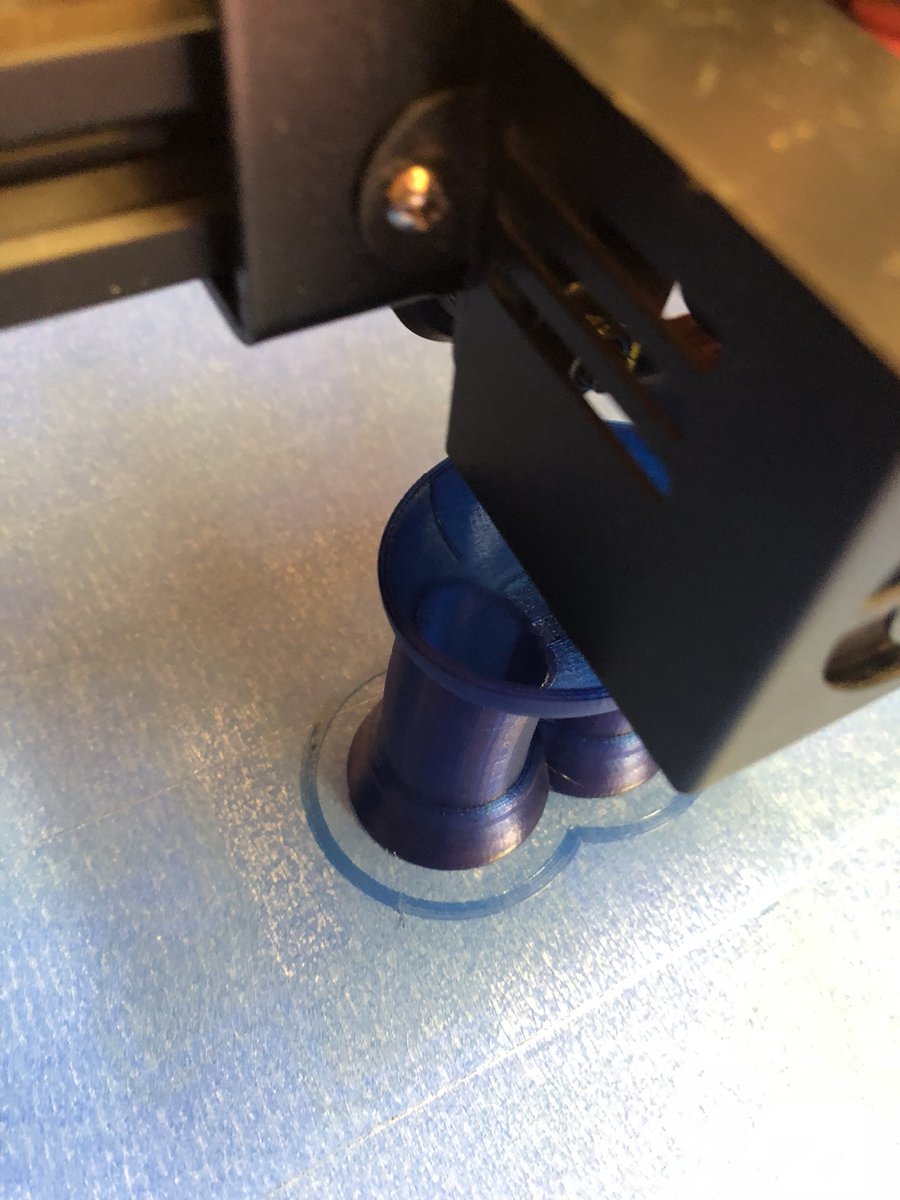 FilamentFrenzy's tweet image. #Printinprogress the new 80mm #SPANNERBOT printing at 150% scale with 3 Perimeters &amp;amp; 0% infill #HollowBot Printing using the @SpannerHands3D Translucent Blue Petg 😍
