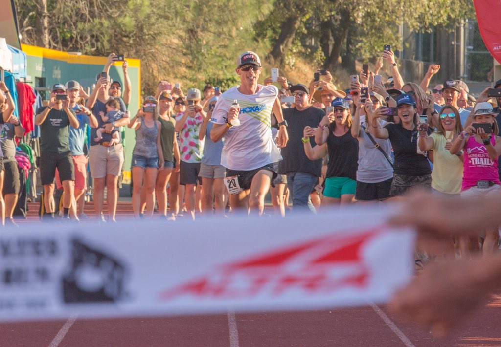 CoconinoCowboy's tweet photo. 14:30:04. It took three swings but @Walmsleyruns finally did what we all believed he was capable of, setting a new bar with a CR at the #ws100 and inspiring those around him to chase ambitious goals and pursue the limits of what they’re capable of. 💥💥🤠 #runwithoutlimits https://t.co/XBAaYX1J2c