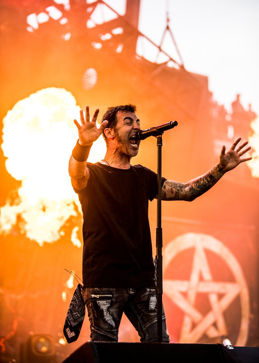 LTLFest's tweet photo. This is @Godsmack. This is your year. This is #LouderThanLife.

We'll see you in September 🎟 https://t.co/cWTVrkBGP7 https://t.co/4ZlSdUoTrS