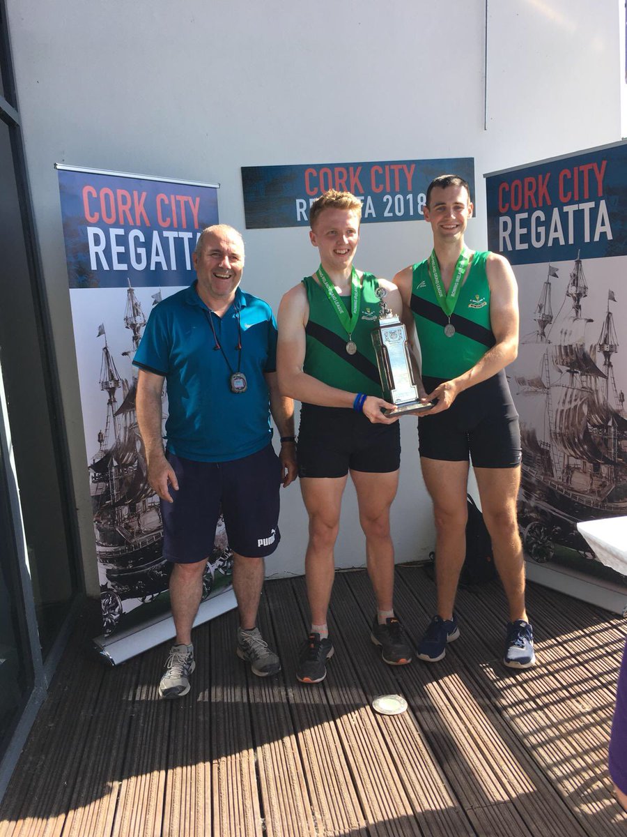 GreenAndBlack's tweet photo. Congratulations to all our crews who did brilliantly @CorkCityRegatta this Weekend - @rowingireland @corkregatta #proud #standtall #CountdownToChamps https://t.co/xwZr3Nb6mB