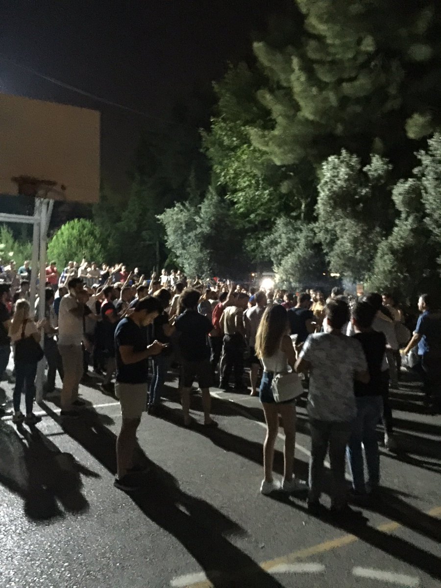 Oylar gelmeye devam ediyor .