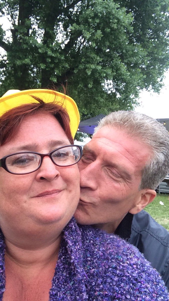 DamoRenate's tweet photo. Super dagje Parkpop gehad https://t.co/SZLebSmcsh