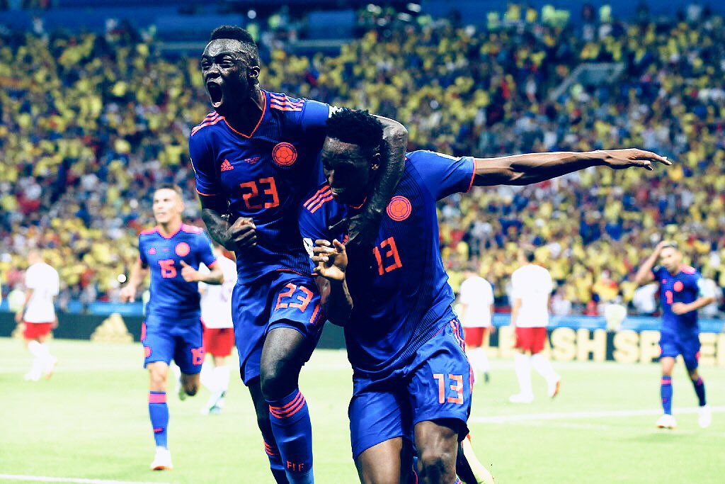 MChiavaroli7's tweet photo. La Colombie achève la Pologne. Dans un stade acquis à sa cause, la Tricolor n’a pas fait de détail. Les buts de Mina, Falcao et Cuadrado ont récompensé les velléités offensives d’une Colombie qui peut encore rêver de qualification. Les Polonais, eux, sont éliminés. [🇵🇱🇨🇴 0-3] https://t.co/cQvJz1vf5g