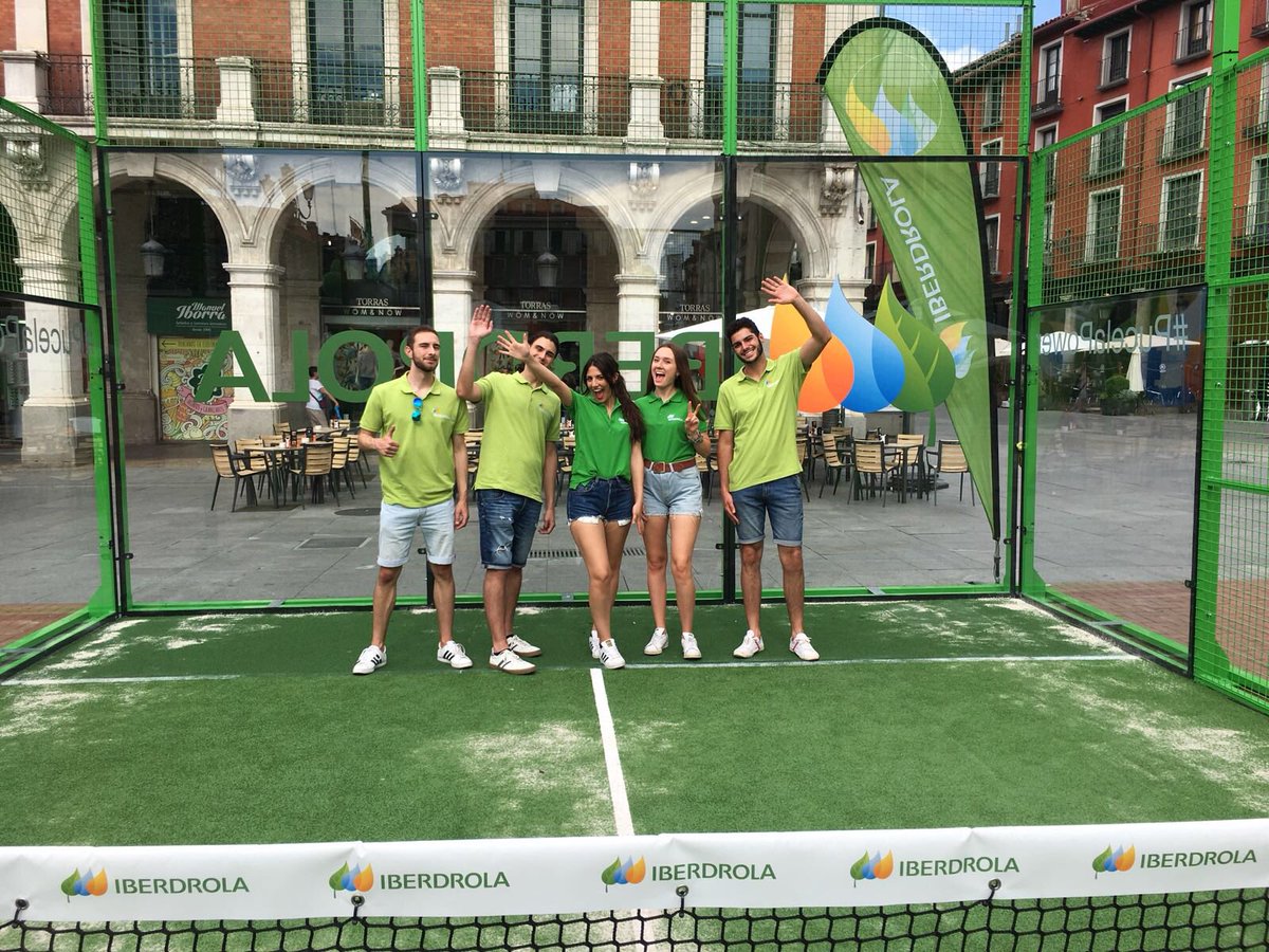 iberdrola's tweet photo. Gran finde de deporte en Valladolid 🎾 GRACIAS a l@s pucelan@s que han venido a disfrutar del pádel, la movilidad sostenible y la VR 😎 #pucelapower #worldpadeltour #CyL https://t.co/Obp8NAS6r7