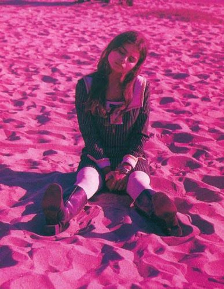 Happy birthday Hope Sandoval 