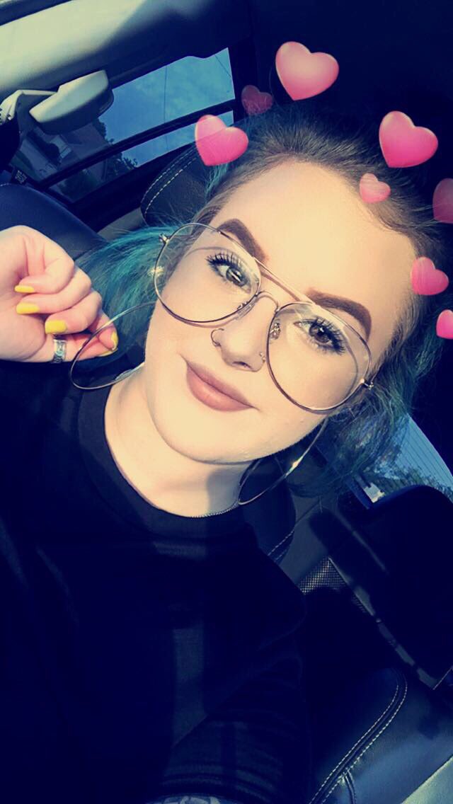 haleyreneehk's tweet photo. Come see me at Riley’s Pub today 😜 https://t.co/uRe0s8xA7M