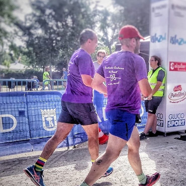 blablarunners's tweet photo. @jlvaquero1976 y @elcapirunner sincronizados en @CarreraCaraban con @RetoDravet
#retodravet #blablarunners #caurca #yoelegicorrer #corrermola #runner #running https://t.co/Hm7BZAmbC9