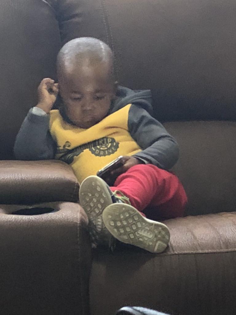 sigwegweprince's tweet photo. #DateMyFamily
Watching date my family on black twitter like 😎😎 https://t.co/3lP5YyqYin