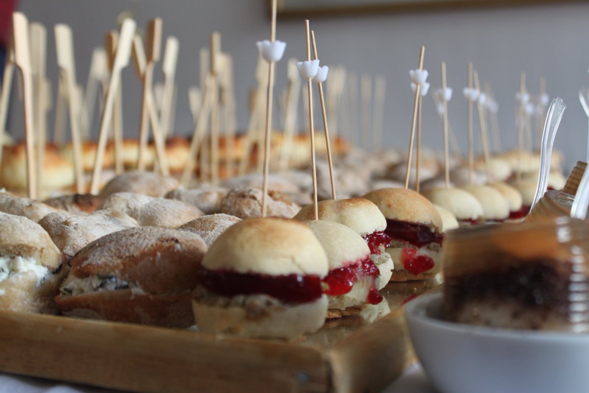 hoshalsyrian's tweet photo. #catering for an outside #event: little #buns with a paté de volaille, #brioche with pork roast, shrimps & coriander mayonnaise, #taboun of white cheese & zaatar, #freekeh salad, courgette & tomato #tartes, #baby aubergines with #labaneh, kofta, #salmon shrak #rolls https://t.co/wW2tmAe2nG