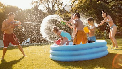 Arsehole neighbours having lovely time in garden
buff.ly/2yuWVTi