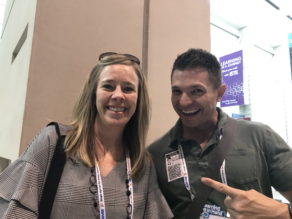 It was nice to meet @tonyvincent at #ISTE18! Enjoyed both his online classes - #classygraphics & #classyvideos.