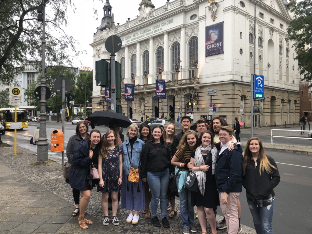 bburggerman's tweet photo. Ghost, the Musical! https://t.co/f2ZEVNjMZT