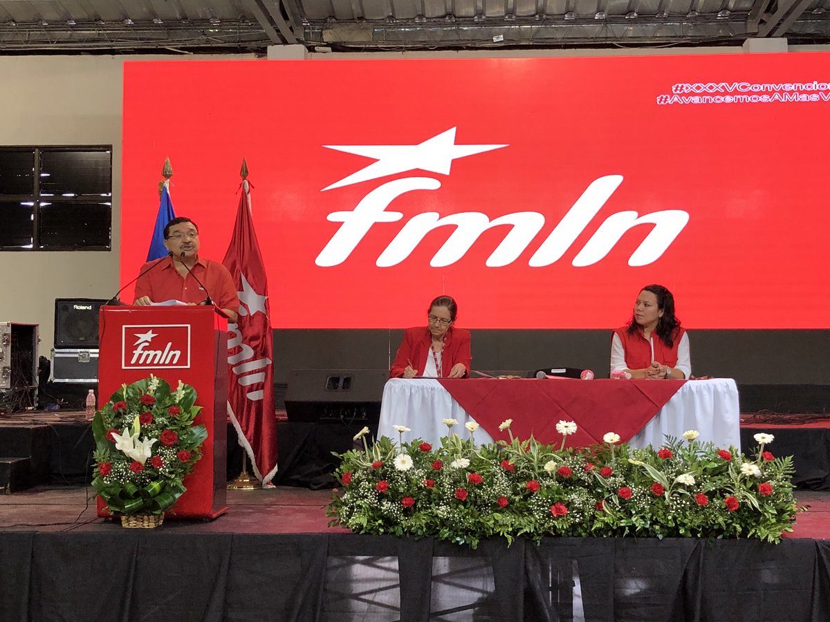 FMLNoficial's tweet photo. Nuestra solidaridad al presidente Daniel Ortega y al Frente Sandinista. Sabemos que saldrán con firmeza. Srio general @Medardofmln #XXXVConvencionFMLN #AvancemosAMasVictorias https://t.co/2nLmkyRAHb