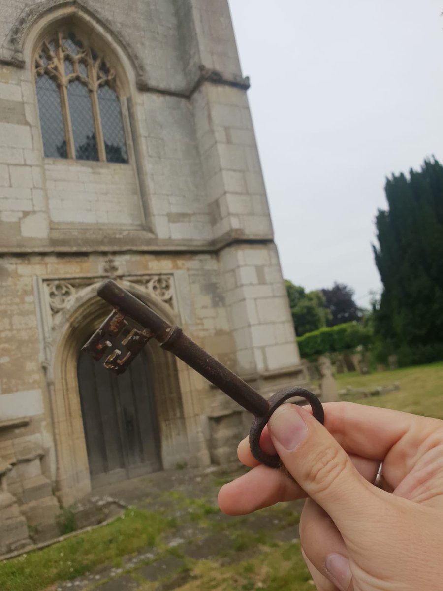 ClogsM's tweet image. Perfect wknd #Champing and #kayaking with lovely friends in Northants, home now for a spot of Countryfile...also featuring #Champing ! @ChurchCamping @TheCCT @VisitNorthants @BBCCountryfile