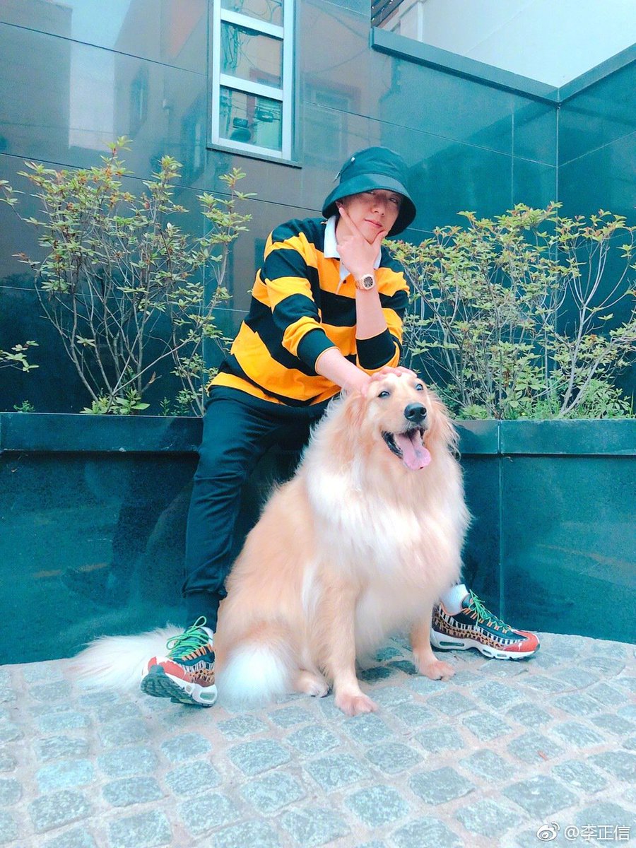 cnbluesnaps's tweet photo. [JUNGSHIN WEIBO] LeeJungshin91: #simba##晚安信# ​ https://t.co/eMnPnxZ6Q1 #kpopsnaps https://t.co/eRvV1ysVrl