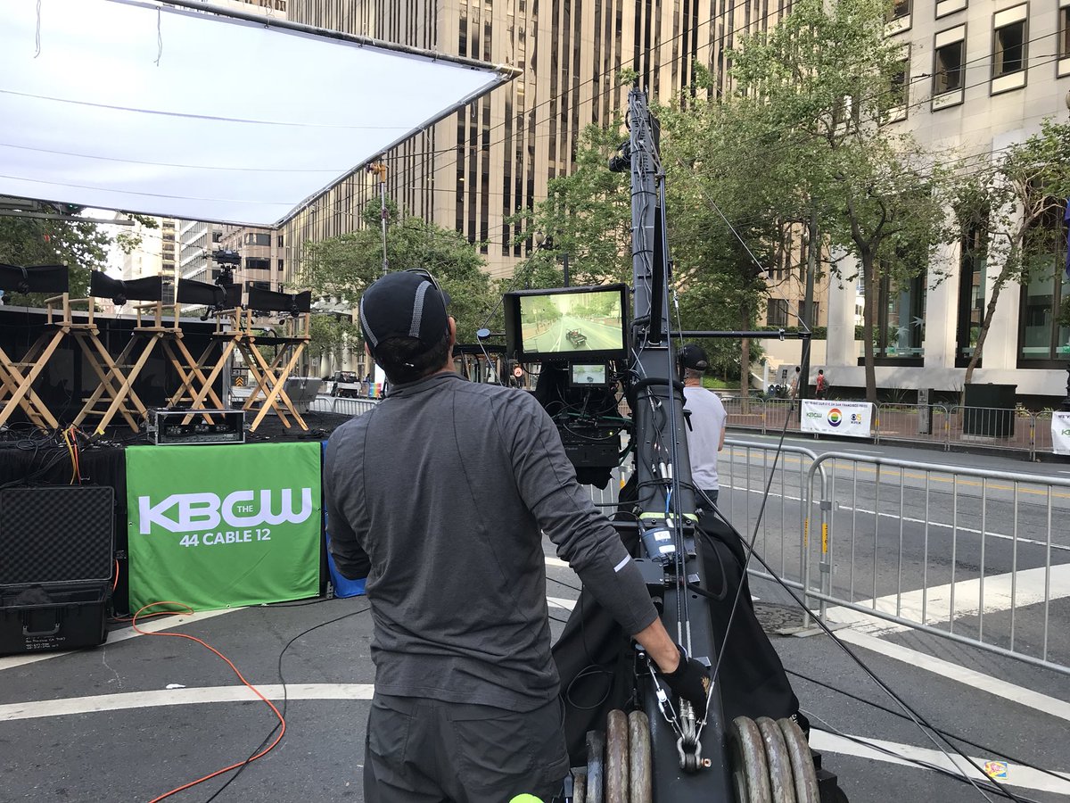 LisaKPIX's tweet photo. Last minute preps behind the scenes #SFPride2018 as @KPIXtv gears up for our live stream in 15 minutes! @HankPlante @ChristinKPIX @msmichellemeow and @donnasachet anchor our coverage. 2/2 https://t.co/ad0tmzr3MX