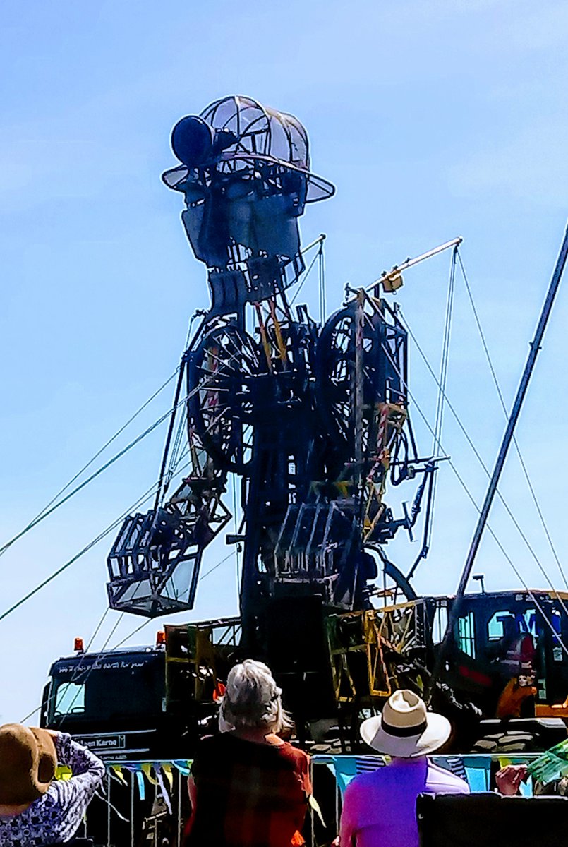 MUptonwords's tweet image. Quiet Sunday afternoon at @Wentworth_house... #manengine