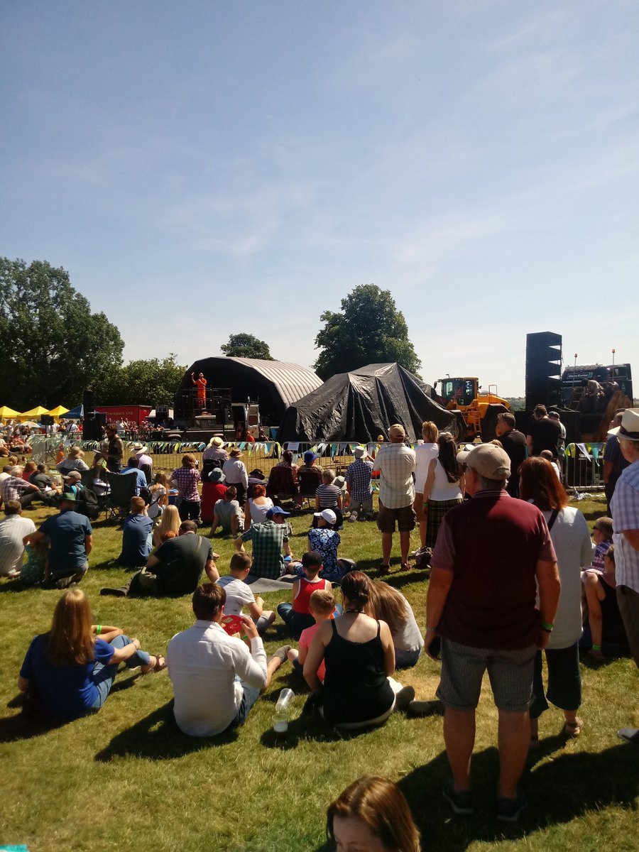 MUptonwords's tweet image. Quiet Sunday afternoon at @Wentworth_house... #manengine
