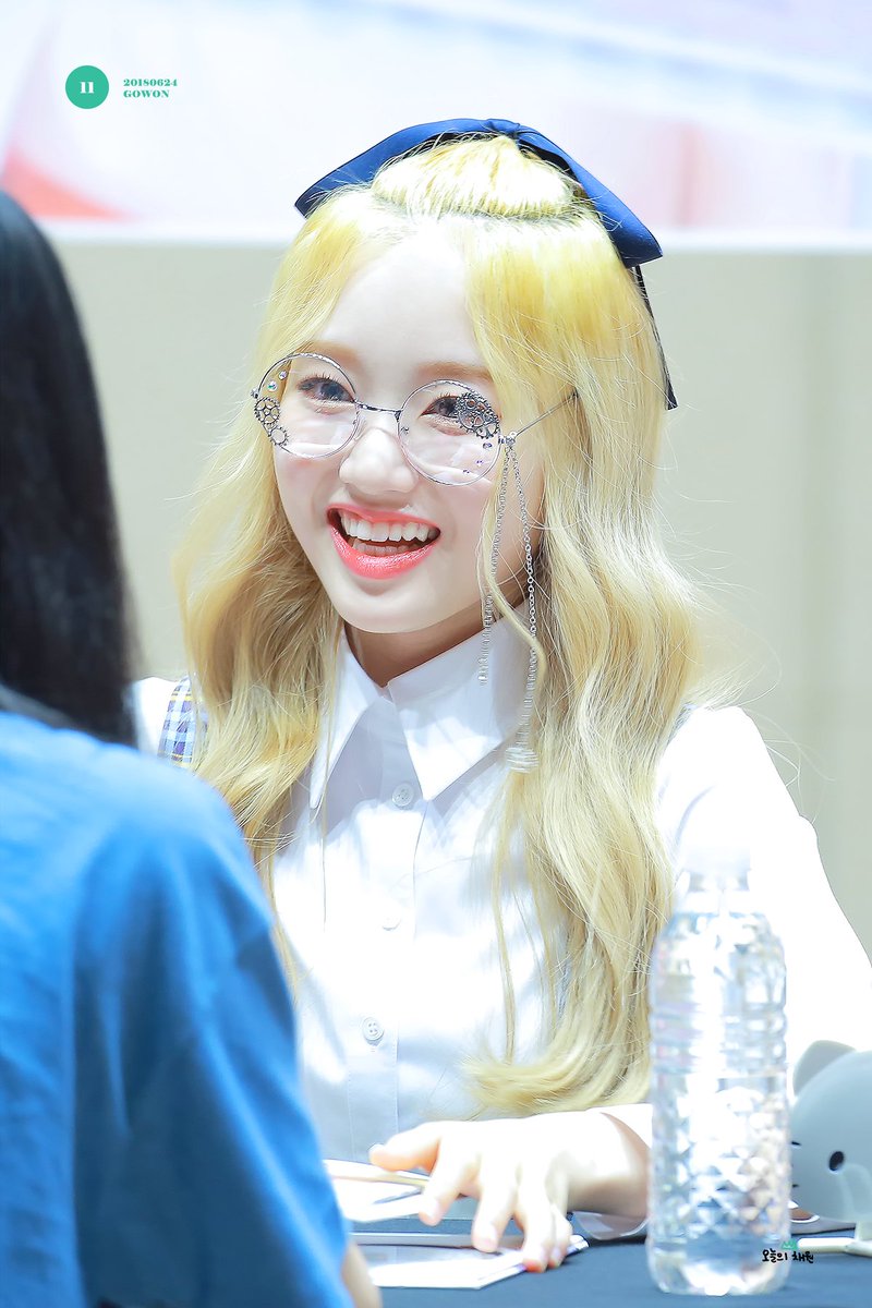 오늘의 채원 tweet media