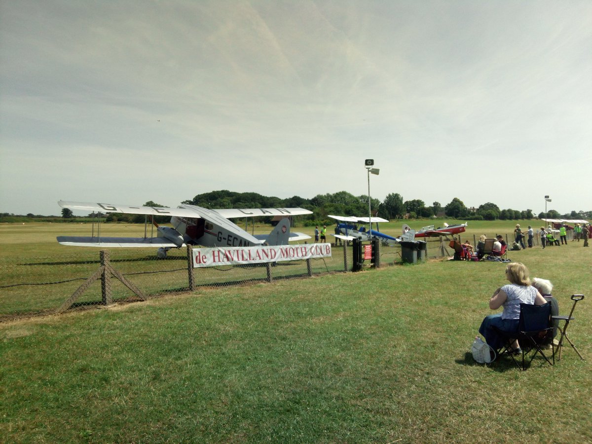 ShuttleworthTru's tweet photo. That's a wrap for #charityflying this weekend with @mothrallies Thanks to everyone who supported this event, and for bringing great weather ;) https://t.co/QcHdJTRNZv