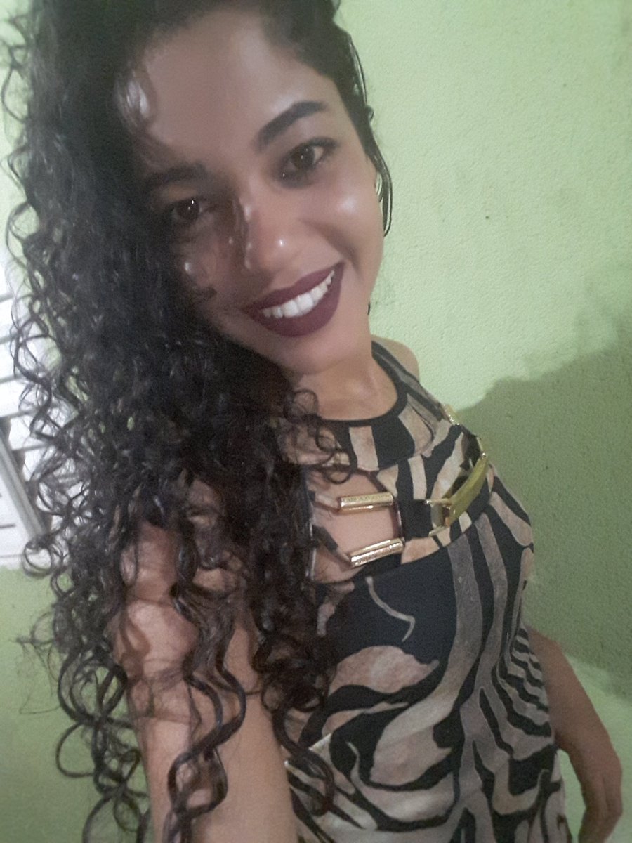 Laurisvane Barbosa (@laurissouza) on Twitter photo 